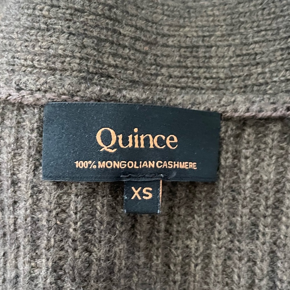 Quince Mongolian Cashmere Oversized Boyfriend Cardigan Sweater - Picture 5 of 8
